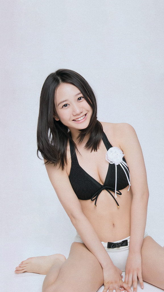 古畑奈和の水着姿70