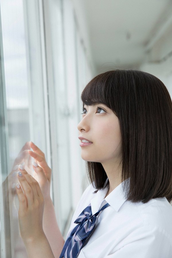 永井理子 制服コスプレ