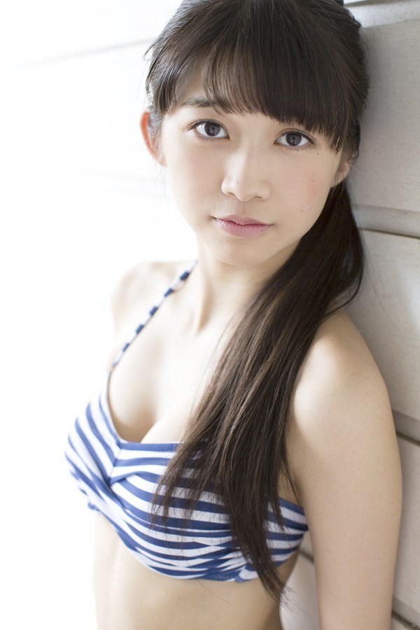 牧野真莉愛 水着
