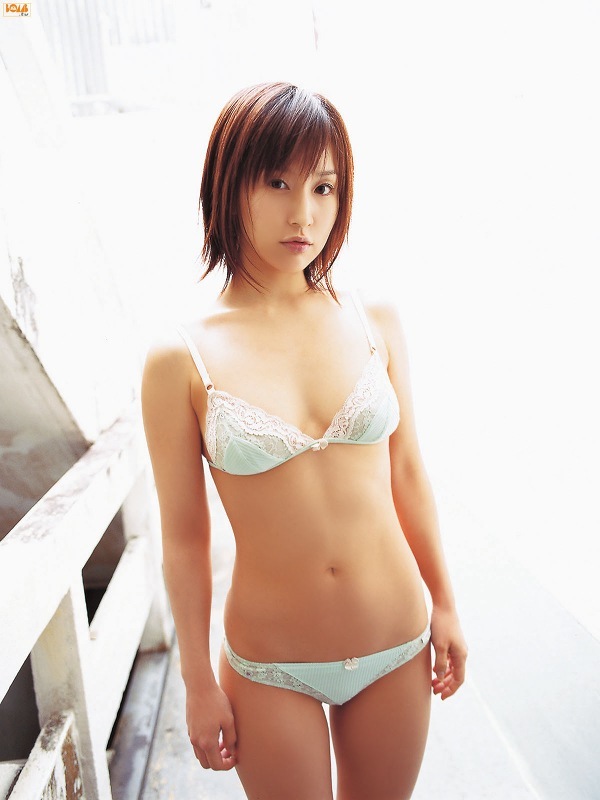 平田弥里 下着