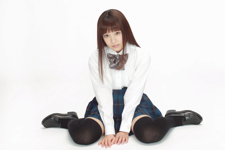 池田ショコラ 制服コスプレ グラビア