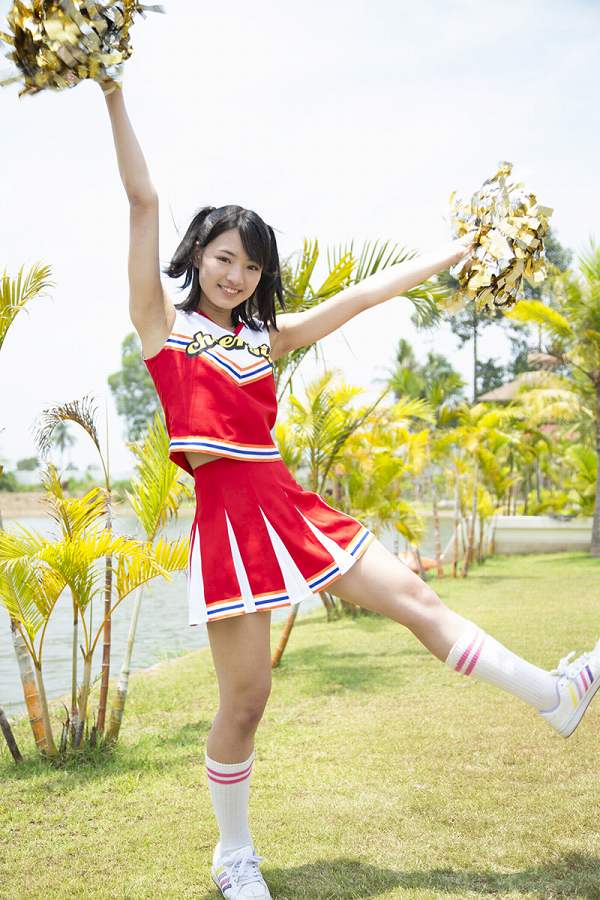 長澤遥香 チアガールコスプレ グラビア