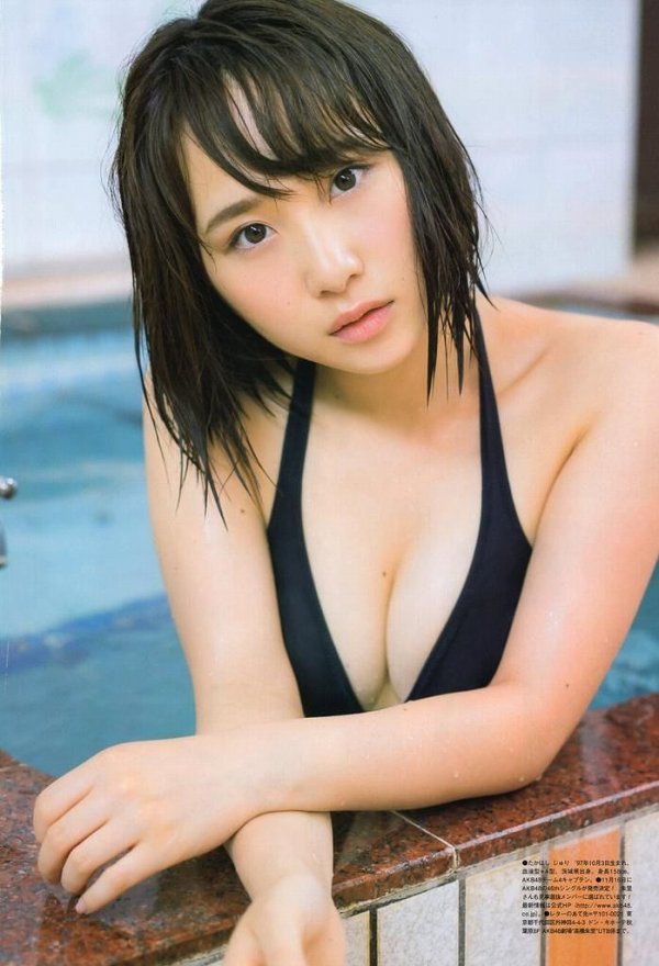 高橋朱里 水着 グラビア