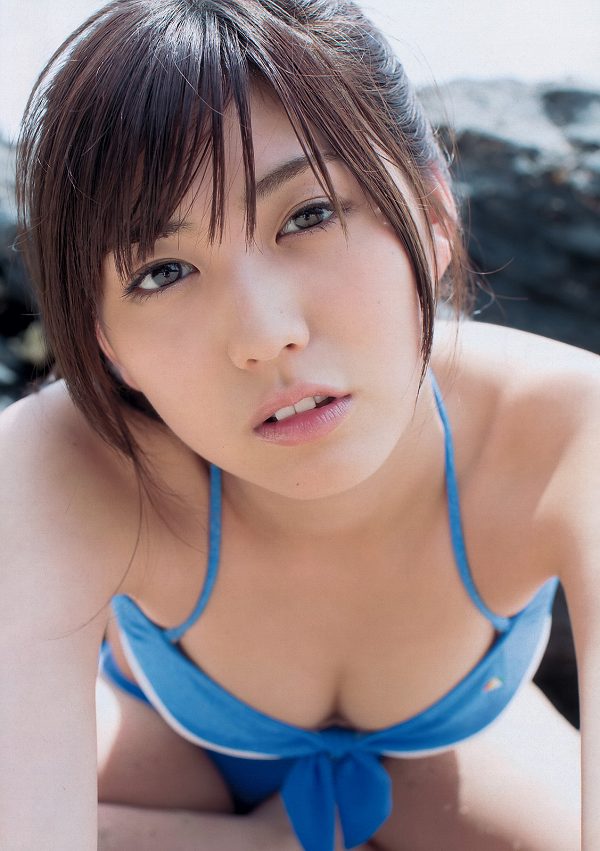 岩﨑名美 ビキニ グラビア