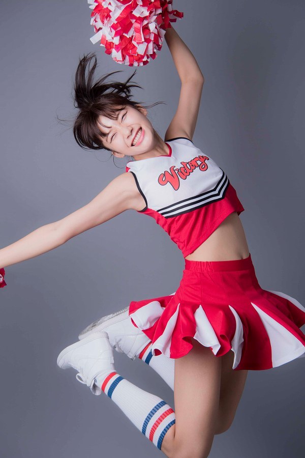 小倉優香 チアガール グラビア