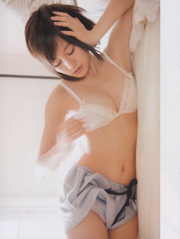 前田敦子 下着 グラビア