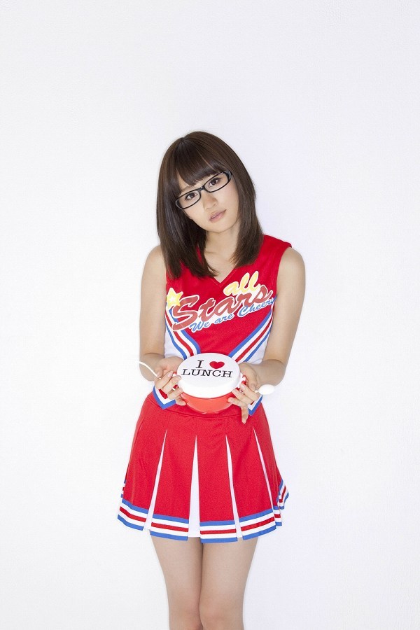 前田敦子 チアガールコスプレ グラビア