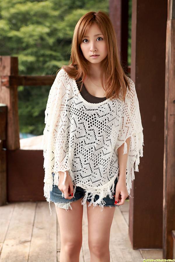 木口亜矢 ホットパンツ グラビア