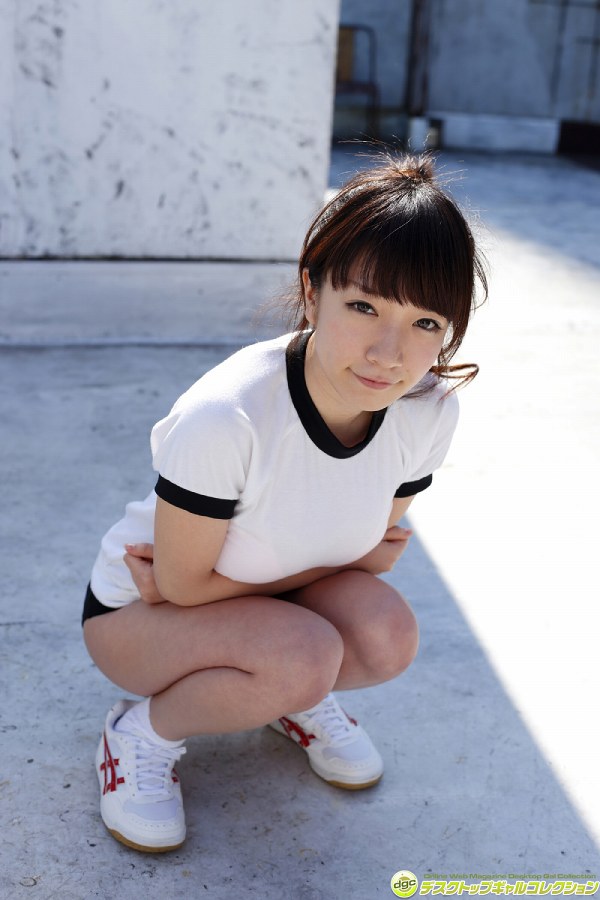 清水あいり ブルマーコスプレ グラビア