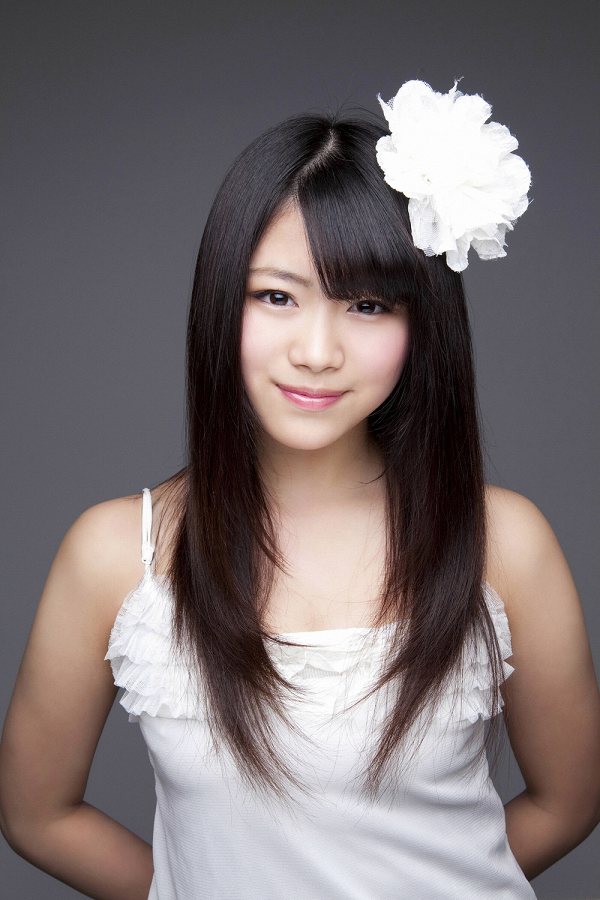 山内鈴蘭 セクシー グラビア