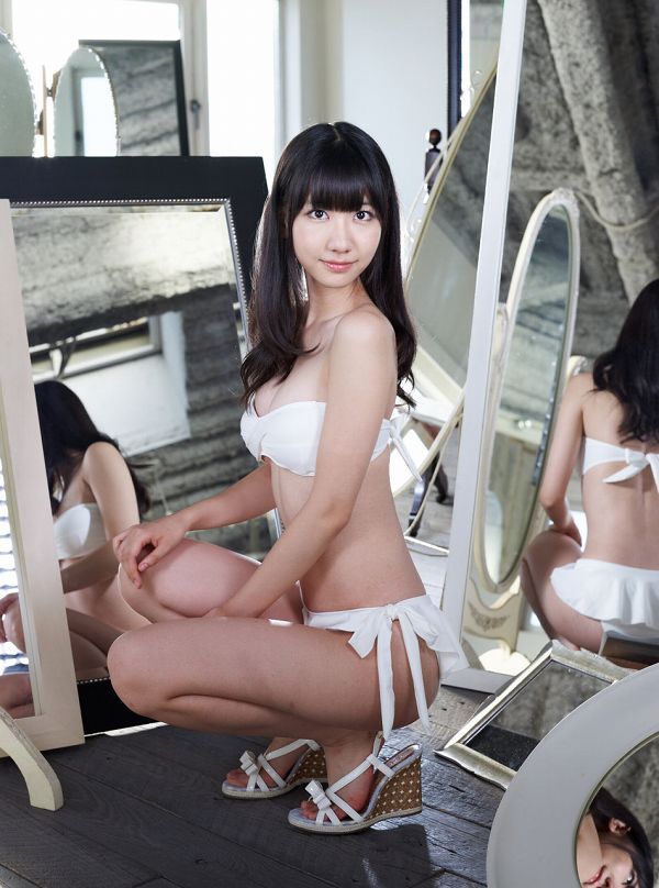 柏木由紀 ビキニ グラビア