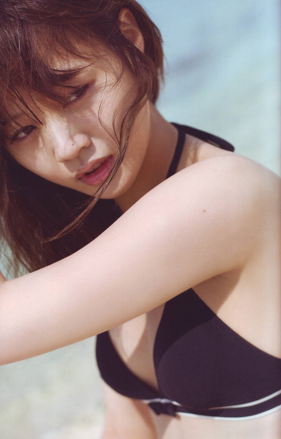 新垣里沙 ビキニ グラビア