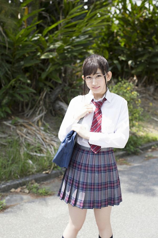 月城まゆ 制服コスプレ グラビア