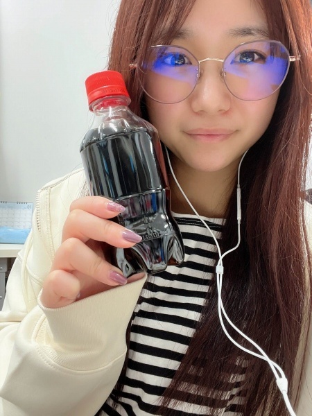 真下華穂