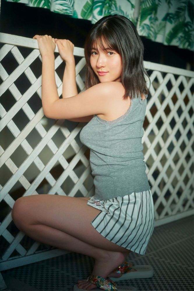 北川莉央 太もも