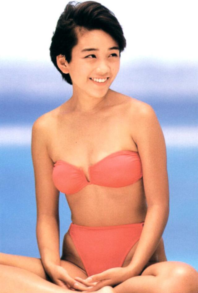 西田ひかる ハイレグ グラビア