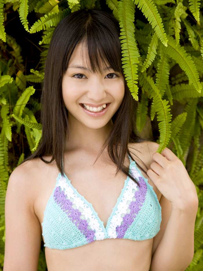 小池唯 ビキニ 水着